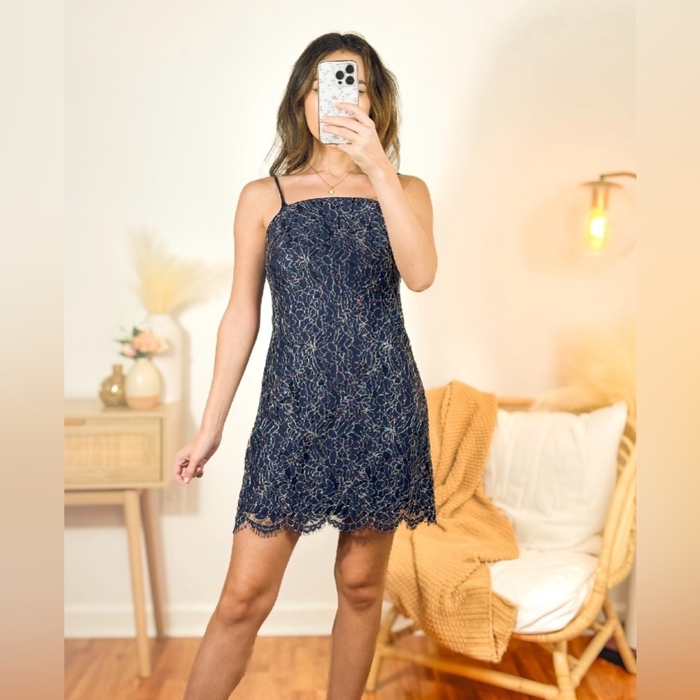 xs | francesca's new with tags shimmery mini dress